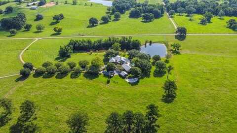 81 James Jarrell Rd., Carriere, MS 39426