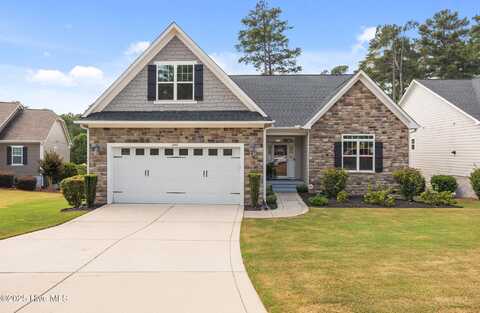 380 N Bracken Fern Lane, Southern Pines, NC 28387