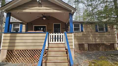 3 Lakeview Drive, Lakeville, PA 18438