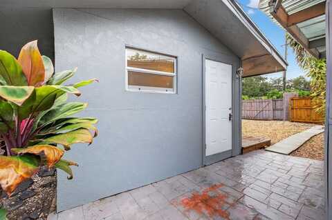 2500 SW 18th Ter, Fort Lauderdale, FL 33315