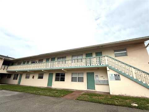 290 NE 40th St, Oakland Park, FL 33334