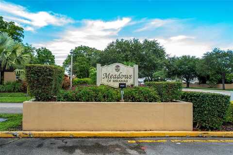 9510 W Fern Ln, Miramar, FL 33025