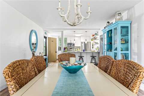 9 Plantation Drive unit: 201, Vero Beach, FL 32966