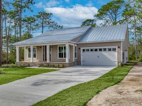 360 Royal Tern Ct, Carrabelle, FL 32323
