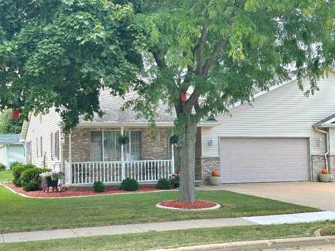 1633 ORCHARD Drive, KAUKAUNA, WI 54130