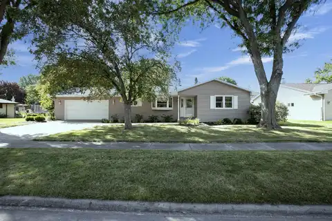 1015 E MARNIE Lane, APPLETON, WI 54911