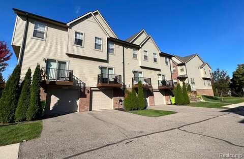 45714 UTICA PARK Boulevard, Utica, MI 48315