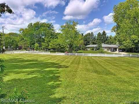 2100 Tuomy Road, Ann Arbor, MI 48104
