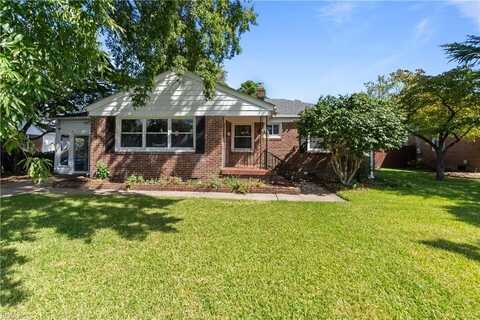 4 Rhonda Circle, Hampton, VA 23669