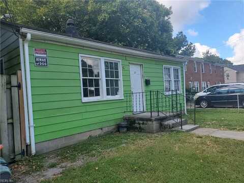 1111 Fayette Street, Portsmouth, VA 23704