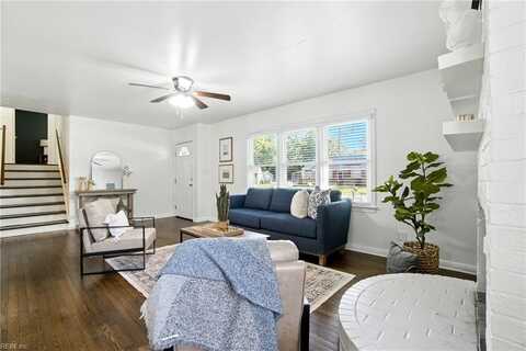 205 Pond Drive, Suffolk, VA 23434