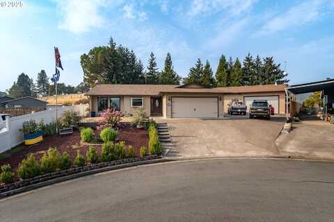 124 ALOHA CT, Roseburg, OR 97471