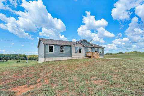 2227 Hendricks Store RD, Moneta, VA 24121