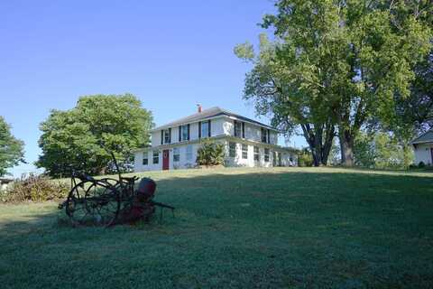 805 Longfield RD, Fincastle, VA 24090