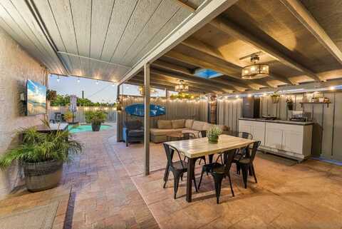 7195 Macquarie St, La Mesa, CA 91942