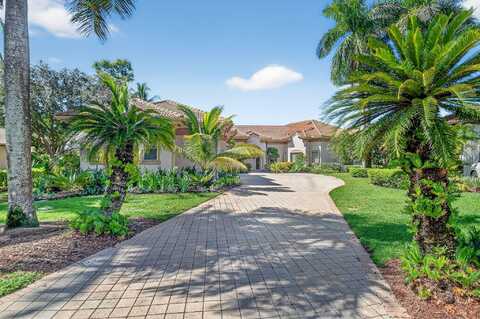 2525 Seminole Circle, West Palm Beach, FL 33409