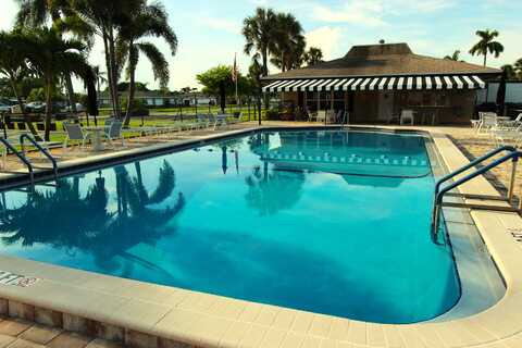 1045 E Circle Terrace, Delray Beach, FL 33445