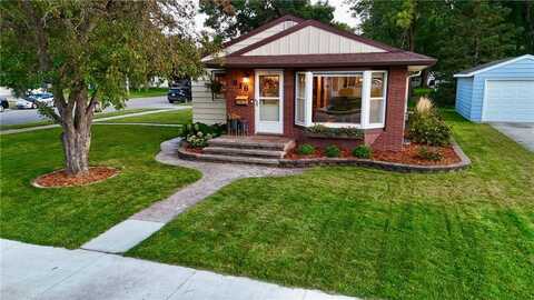 816 Irene Avenue SE, Willmar, MN 56201