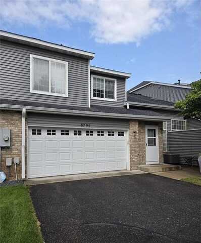 8795 Hastings Circle NE, Blaine, MN 55449