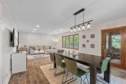8401 Meadow Lake Road N, New Hope, MN 55428