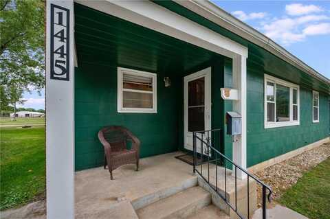 1445 11th Avenue, Windom, MN 56101