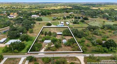 465 Oriente, Pleasanton, TX 78064