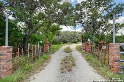 145 FLAT ROCK DR, Boerne, TX 78006