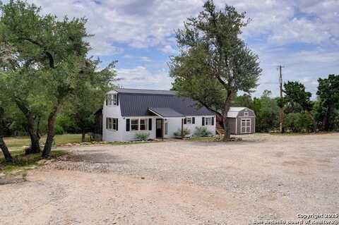 1059 Stallion Springs, Fischer, TX 78623
