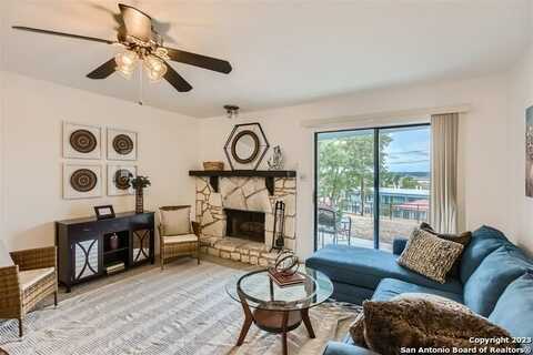 1559 PARKVIEW DR, Canyon Lake, TX 78133