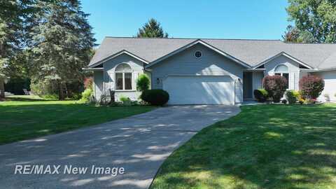 28 Deer, Saginaw, MI 48638