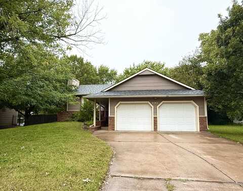 1703 N Skyview St, Wichita, KS 67212