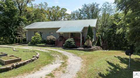 462 County Road 328, Franklin, MO 65250