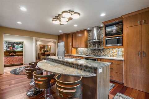 6413 Antares Road NE, Albuquerque, NM 87111