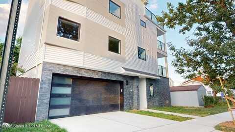 211 Ebbitts Street, Staten Island, NY 10306