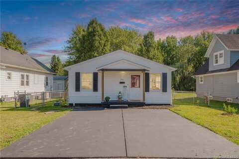 755 Linden Street, New Albany, IN 47150