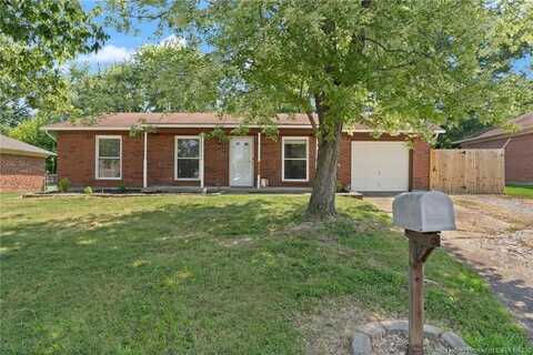 627 Lane Avenue, Sellersburg, IN 47172