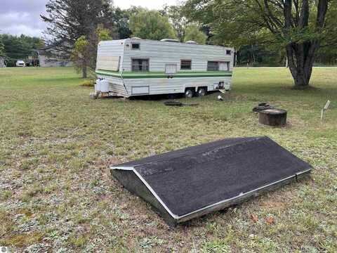 4810 W Four Road, Buckley, MI 49620