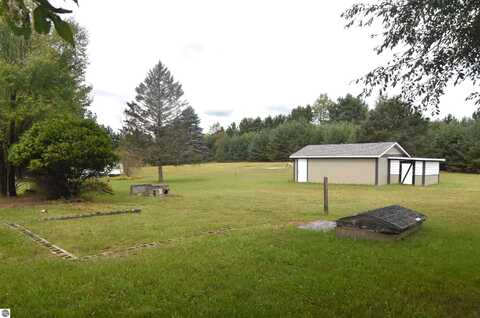4800 W Four Road, Buckley, MI 49620