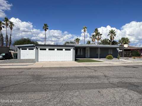 9735 E Shiloh Street, Tucson, AZ 85748