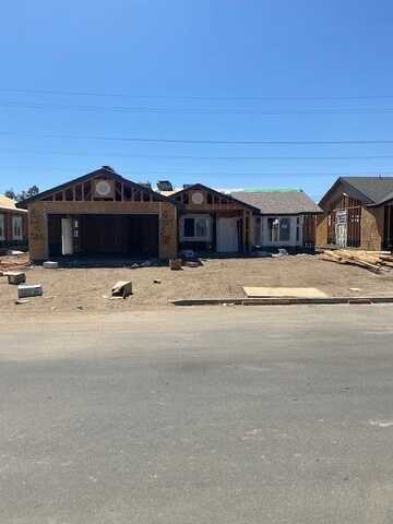 1147 S Royal Oak Court E, Porterville, CA 93257