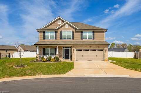 1206 Land Grove Court, Kernersville, NC 27284