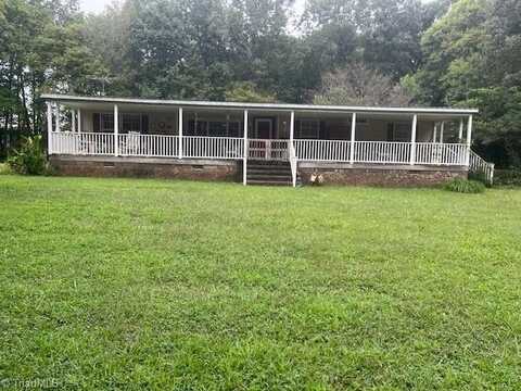 4054 Cross Creek Road, Asheboro, NC 27205