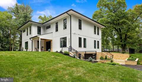5005 RAVENSWORTH ROAD, ANNANDALE, VA 22003