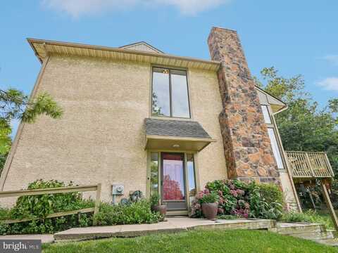 390 LYNETREE DRIVE, WEST CHESTER, PA 19380