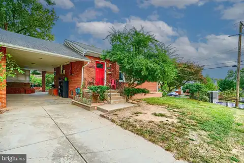6716 STOCKTON LANE, HYATTSVILLE, MD 20784