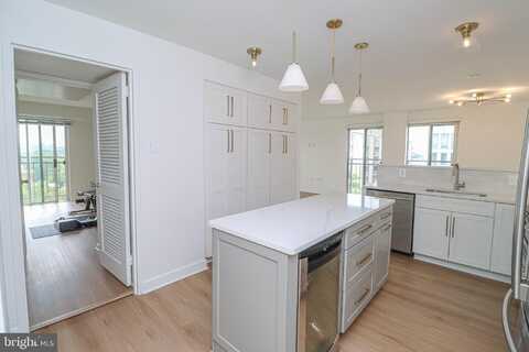 700 7TH STREET SW, WASHINGTON, DC 20024