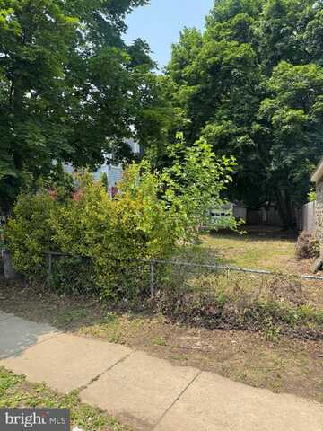 209 PUSEY AVENUE, DARBY, PA 19023