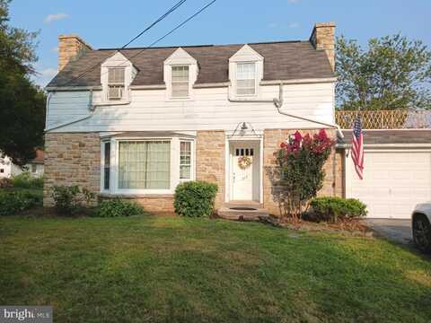 212 WOOD STREET, HARRISBURG, PA 17109