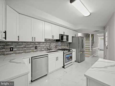 1015 S KENWOOD AVENUE, BALTIMORE, MD 21224