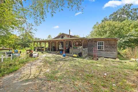 225 Richardson Ln, GAINESBORO, TN 38562